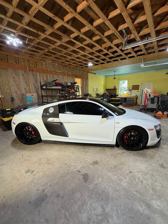 2010 Audi 42 R8 - Image 5 of 20