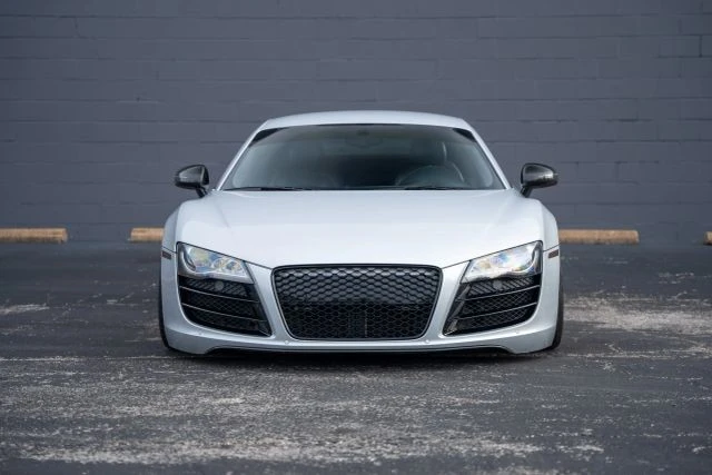 2010 Audi 42 R8 - Image 7 of 18