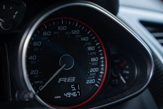 2010 Audi 42 R8 - Image 18 of 18