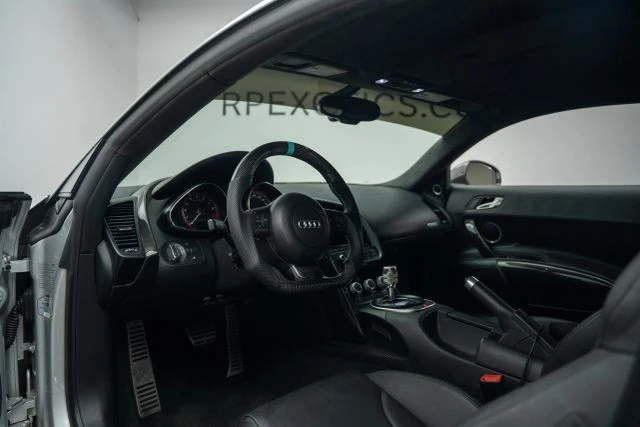 2010 Audi 42 R8 - Image 2 of 21