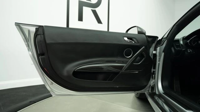2010 Audi 42 R8 - Image 30 of 31