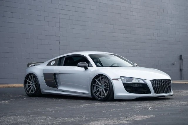 2010 Audi 42 R8 - Image 8 of 18
