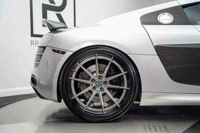2010 Audi 42 R8 - Image 25 of 31