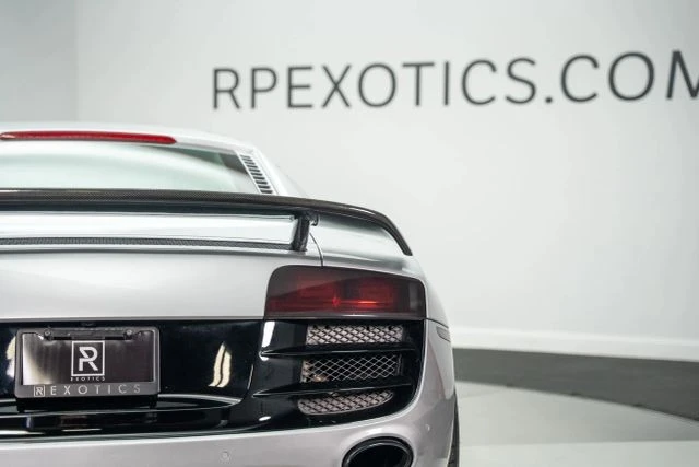 2010 Audi 42 R8 - Image 24 of 31