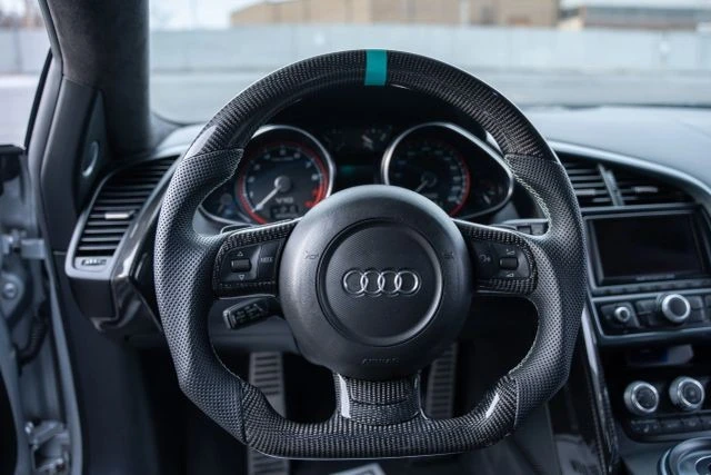 2010 Audi 42 R8 - Image 17 of 18