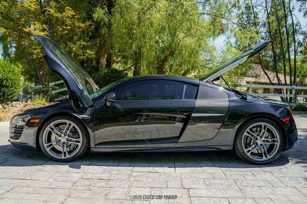 2010 Audi 42 R8 - Image 16 of 21