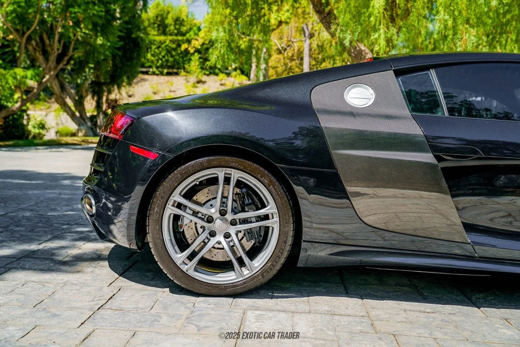 2010 Audi 42 R8 - Image 10 of 21
