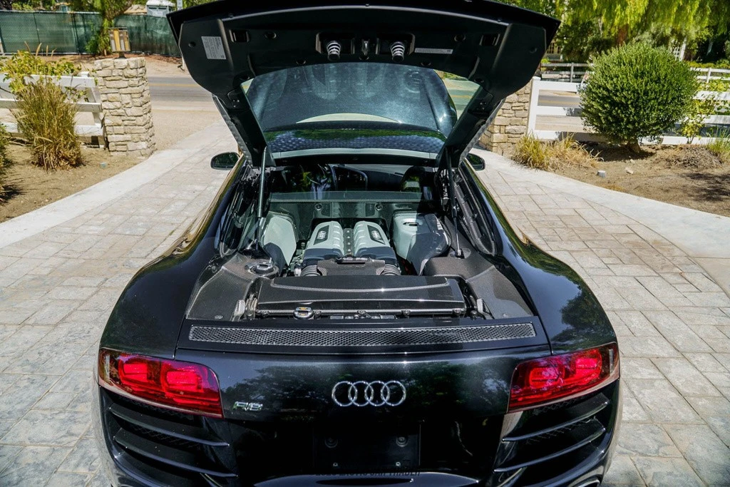 2010 Audi 42 R8 - Image 19 of 21