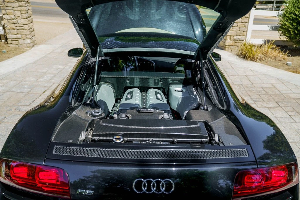 2010 Audi 42 R8 - Image 20 of 21