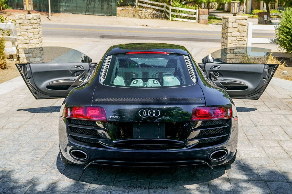 2010 Audi 42 R8 - Image 18 of 21