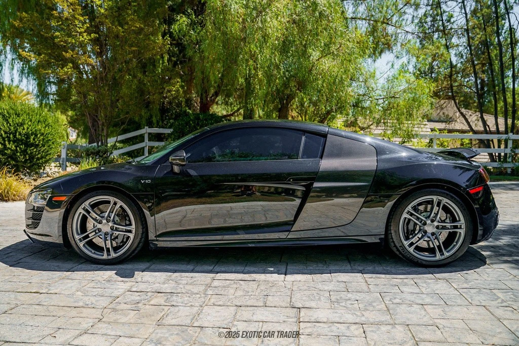 2010 Audi 42 R8 - Image 3 of 21