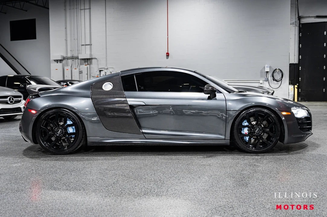 2010 Audi 42 R8 - Image 6 of 21