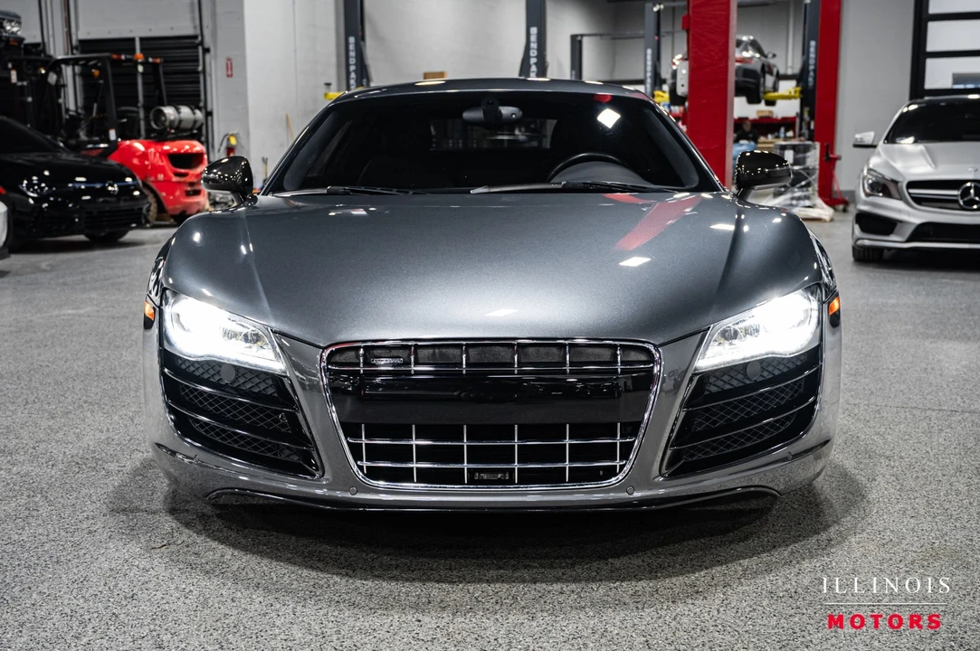 2010 Audi 42 R8 - Image 8 of 21