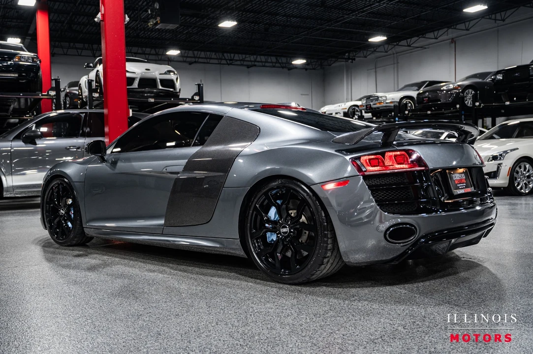 2010 Audi 42 R8 - Image 3 of 21