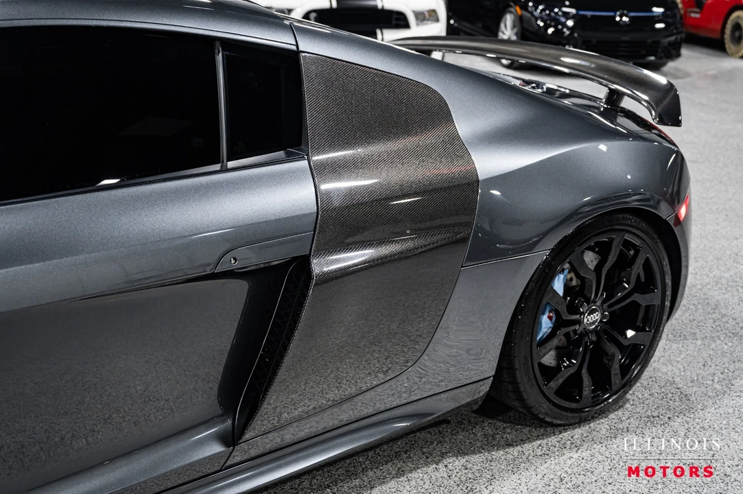 2010 Audi 42 R8 - Image 16 of 21