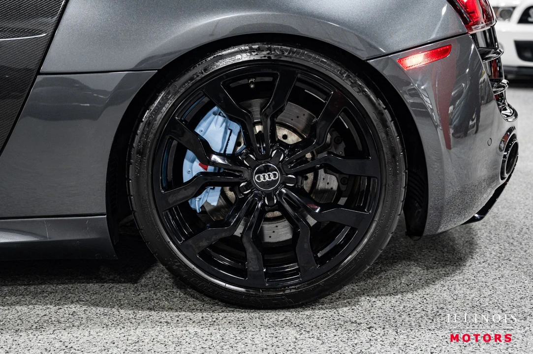 2010 Audi 42 R8 - Image 10 of 21
