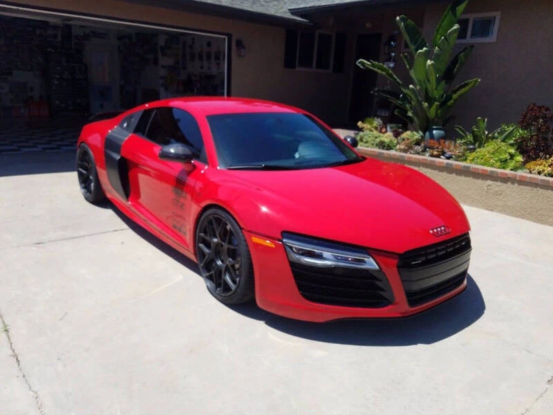 2010 Audi 42 R8 - Image 3 of 11