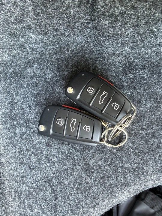 2010 Audi 42 R8 - Image 31 of 31