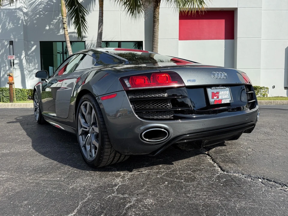 2010 Audi 42 R8 - Image 15 of 21