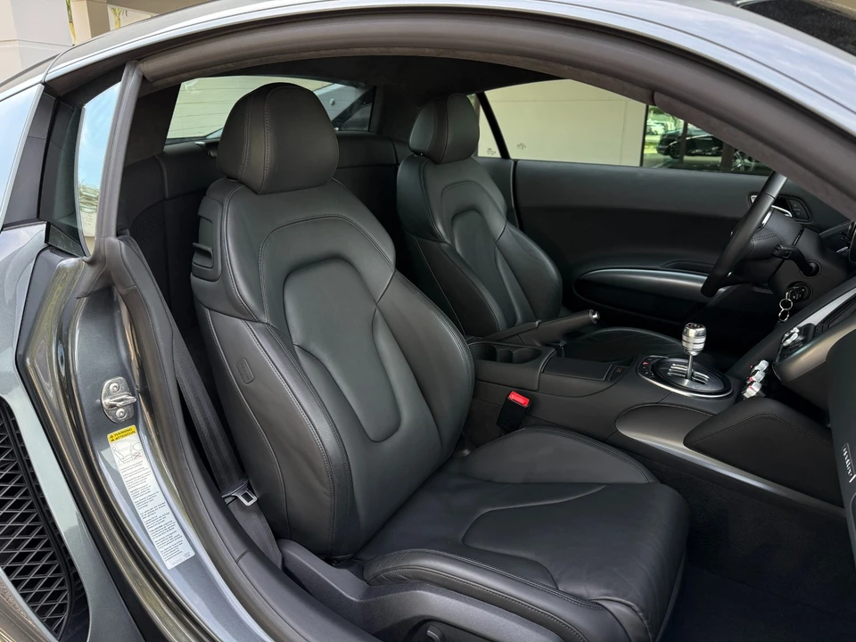 2010 Audi 42 R8 - Image 25 of 31