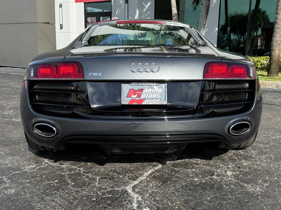 2010 Audi 42 R8 - Image 16 of 21