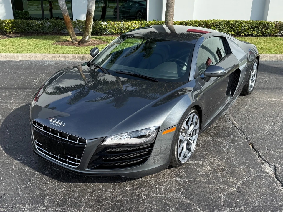 2010 Audi 42 R8 - Image 9 of 31