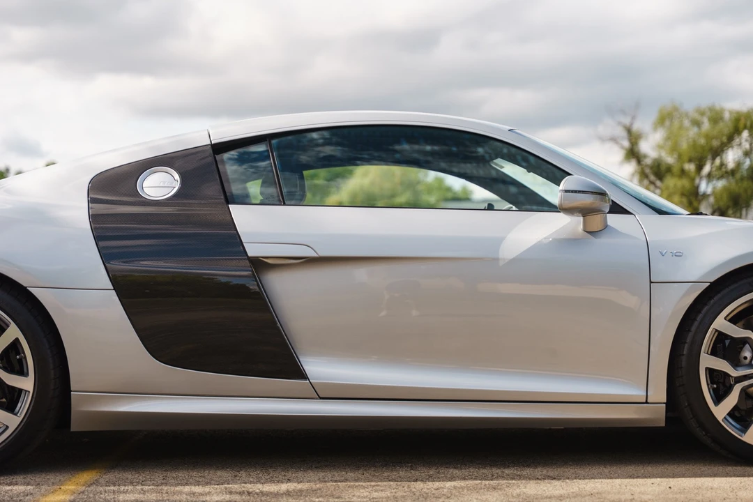 2010 Audi 42 R8 - Image 20 of 31