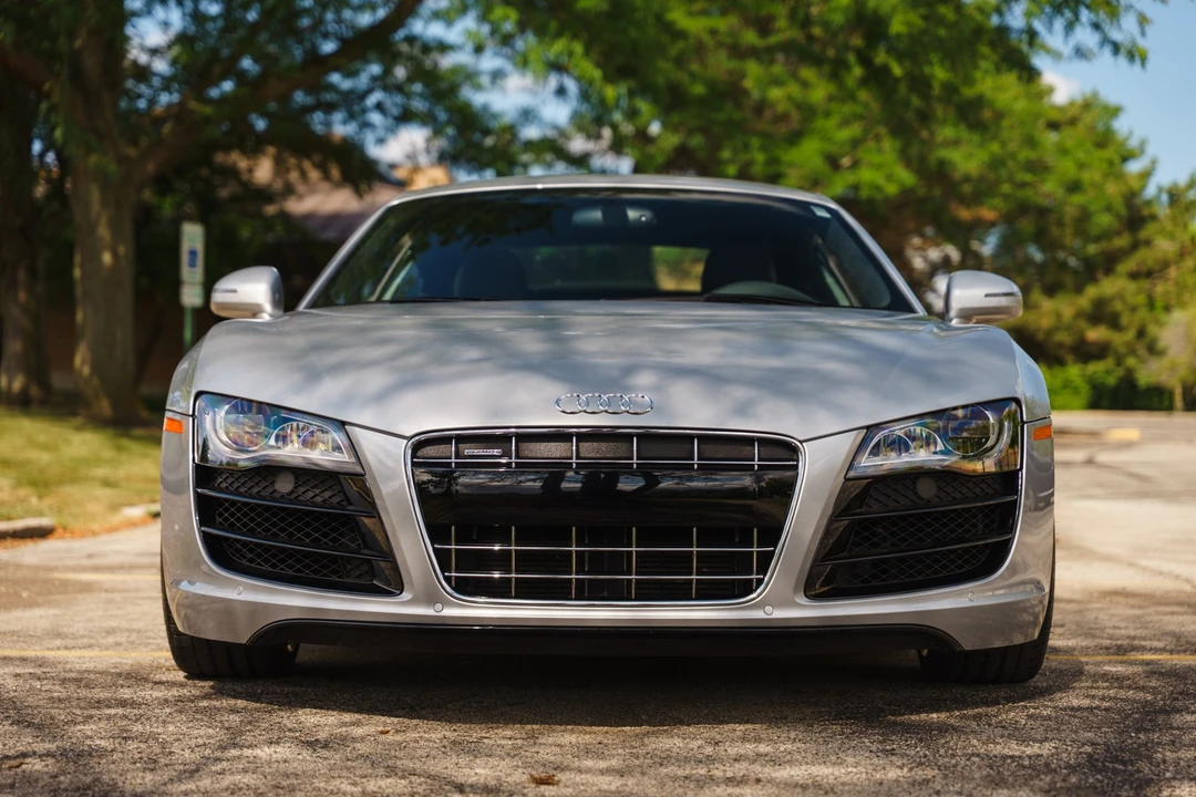 2010 Audi 42 R8 - Image 14 of 31