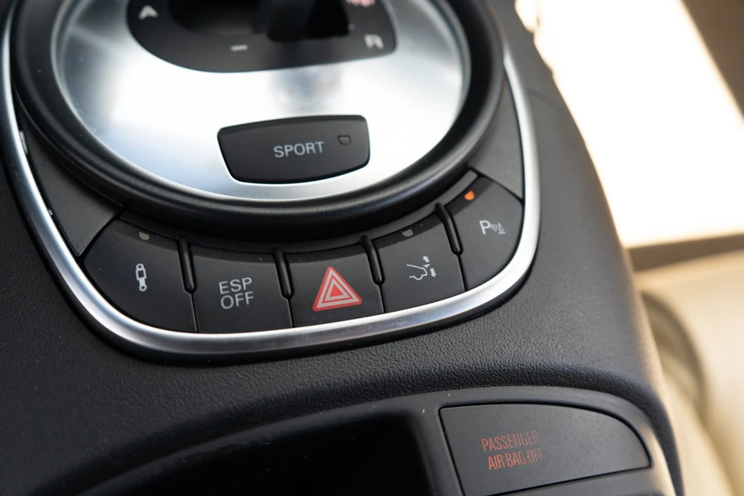 2010 Audi 42 R8 - Image 25 of 31