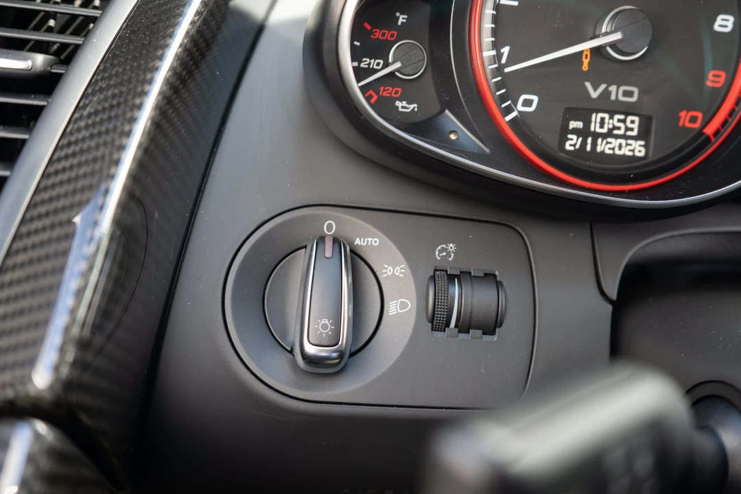 2010 Audi 42 R8 - Image 14 of 31