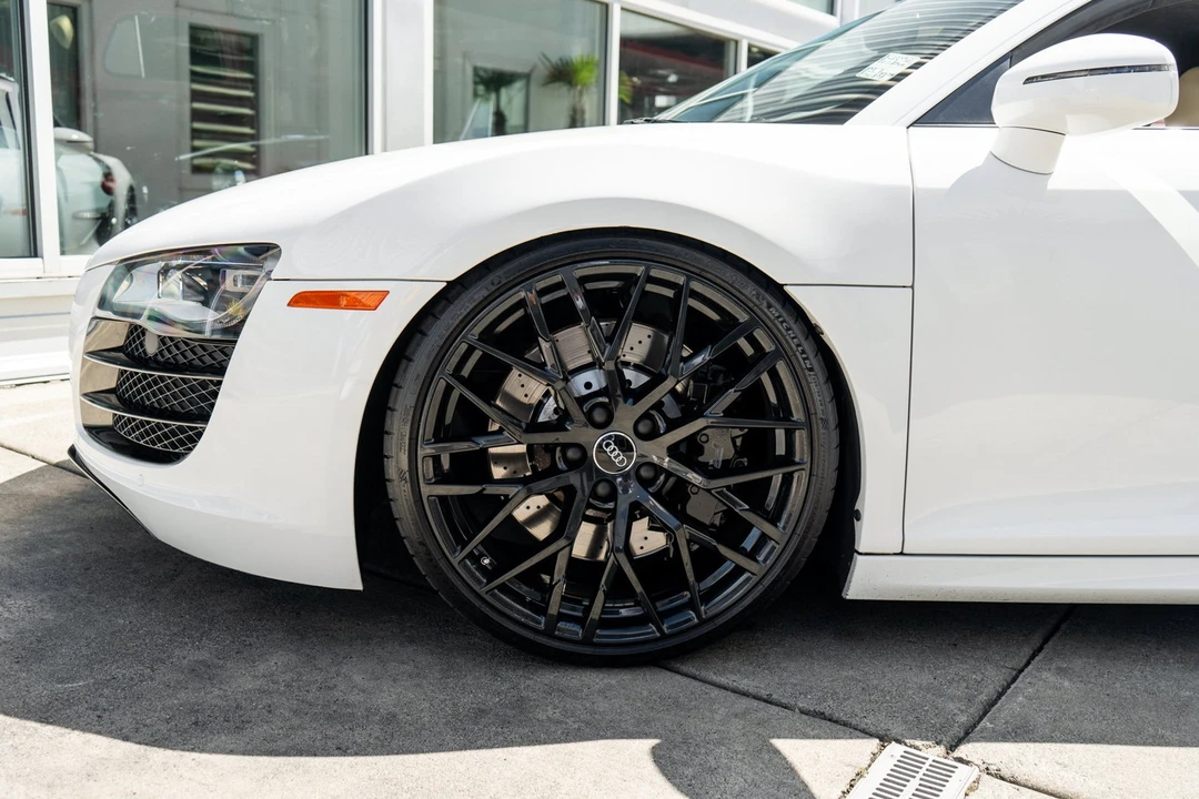 2010 Audi 42 R8 - Image 3 of 31