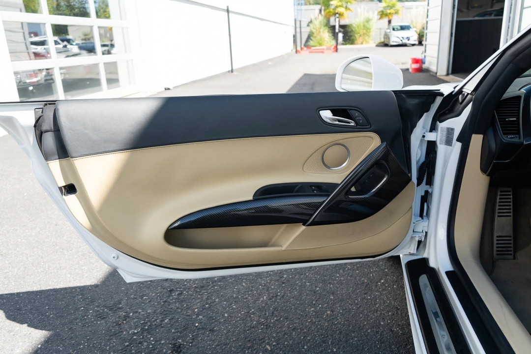 2010 Audi 42 R8 - Image 9 of 31
