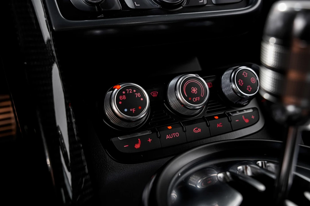 2010 Audi 42 R8 - Image 13 of 21