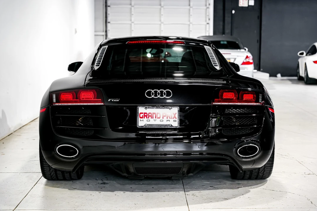 2010 Audi 42 R8 - Image 4 of 21