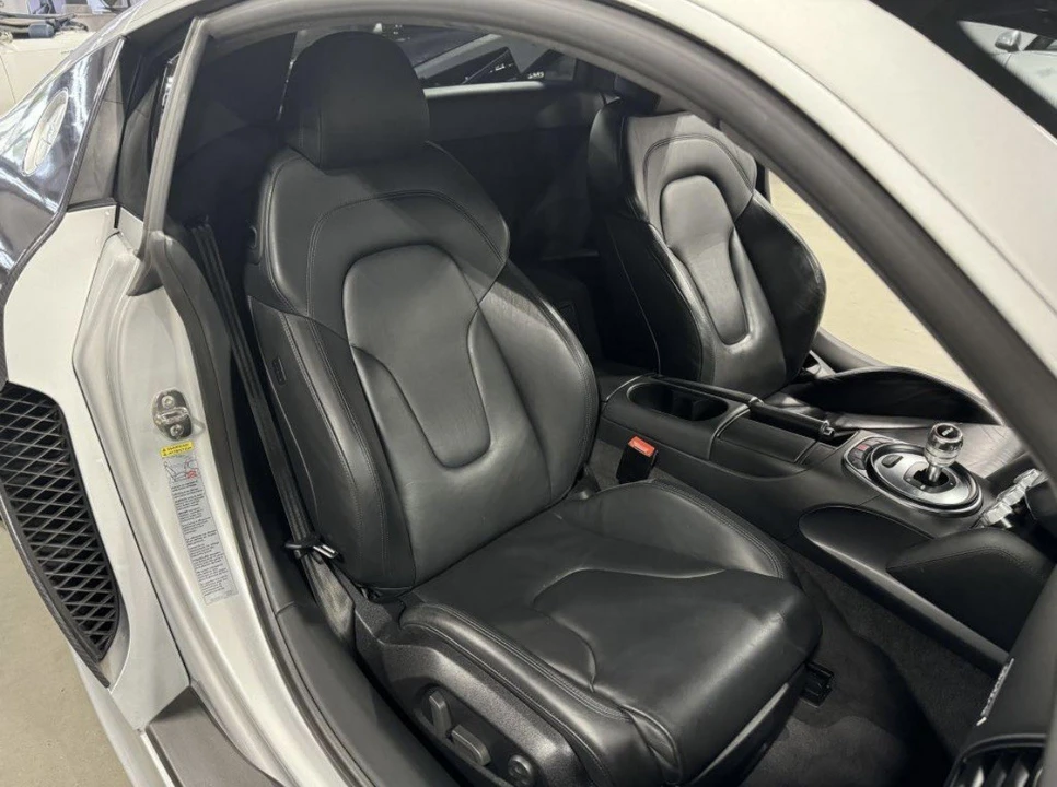 2010 Audi 42 R8 - Image 15 of 31