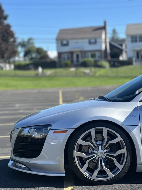 2010 Audi 42 R8 - Image 5 of 31