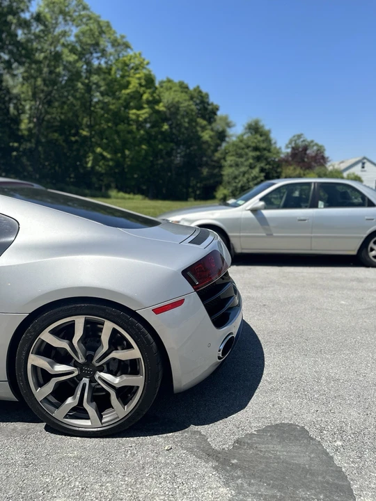 2010 Audi 42 R8 - Image 4 of 22