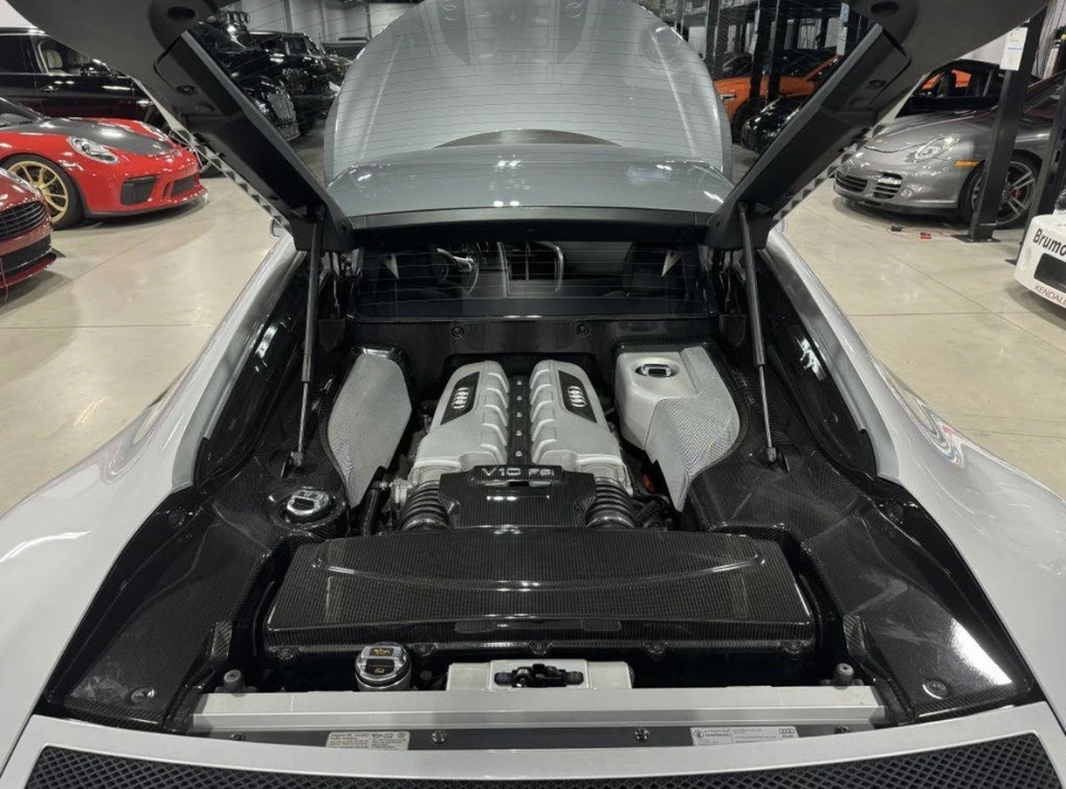 2010 Audi 42 R8 - Image 21 of 31