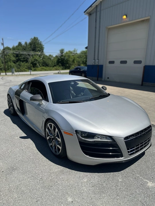 2010 Audi 42 R8 - Image 9 of 22