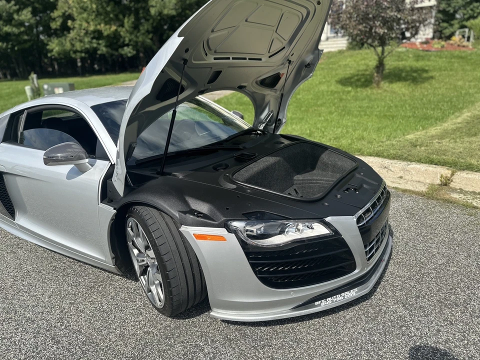 2010 Audi 42 R8 - Image 31 of 31