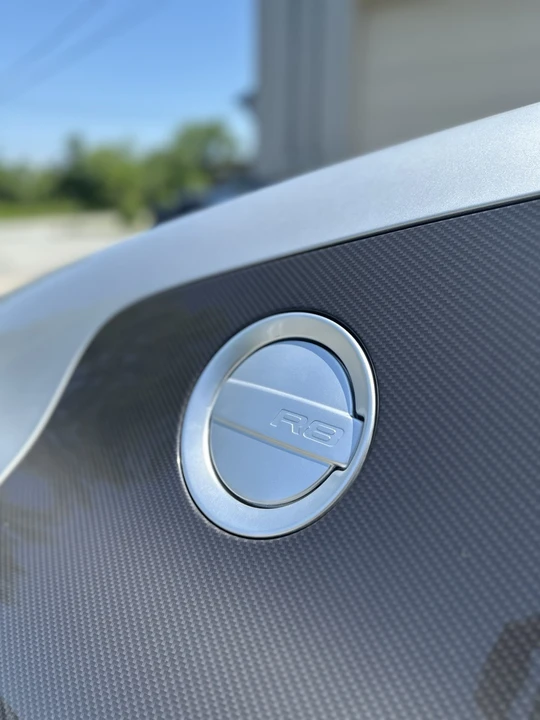 2010 Audi 42 R8 - Image 8 of 22