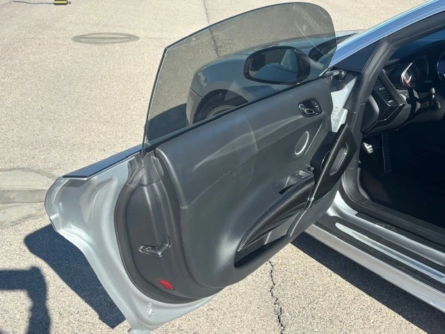 2010 Audi 42 R8 - Image 8 of 13