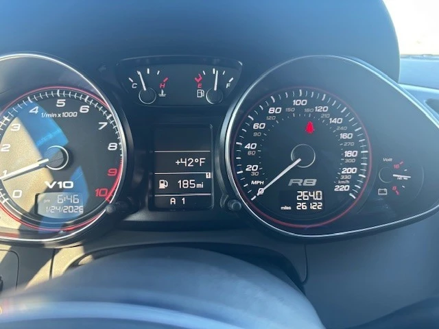 2010 Audi 42 R8 - Image 11 of 13