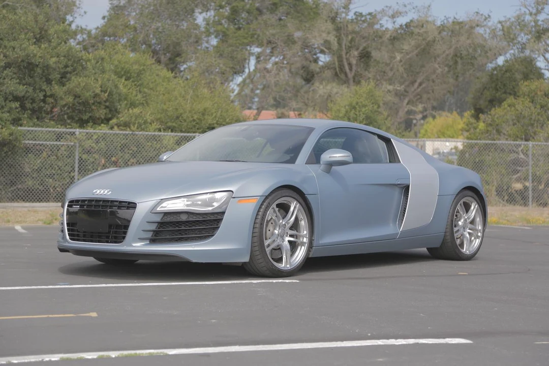 2010 Audi 42 R8 - Image 8 of 31