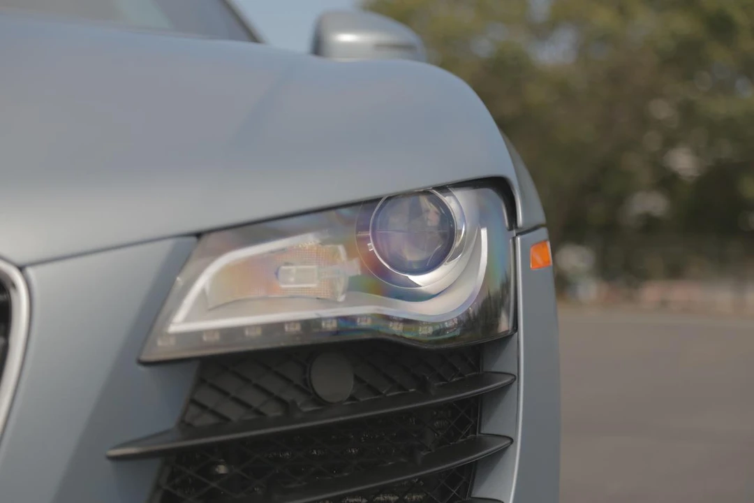 2010 Audi 42 R8 - Image 27 of 31