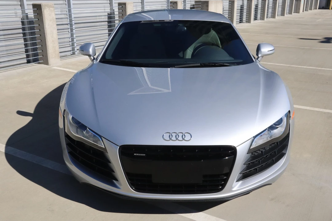 2010 Audi 42 R8 - Image 29 of 31