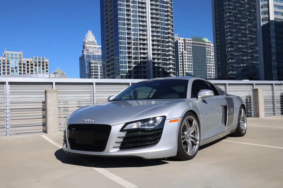 2010 Audi 42 R8 - Image 9 of 31