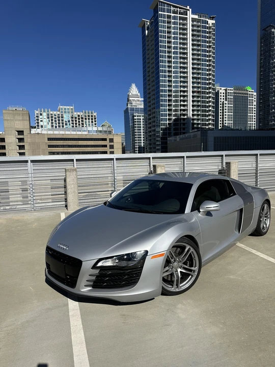 2010 Audi 42 R8 - Image 6 of 31