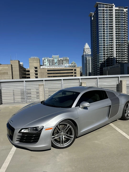 2010 Audi 42 R8 - Image 4 of 31