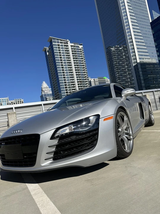 2010 Audi 42 R8 - Image 26 of 31